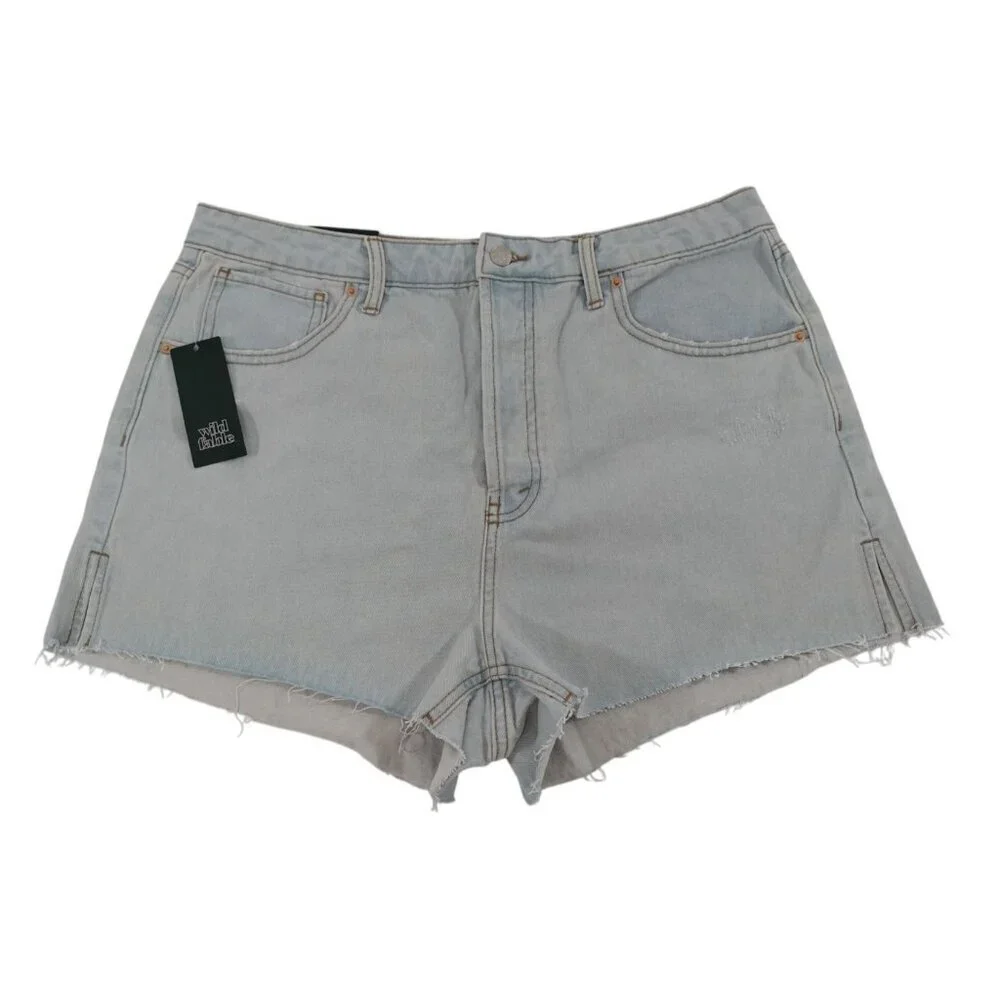 Wild Fable Womens Light Wash Denim Shorts Size 14 NWT Casual Summer.